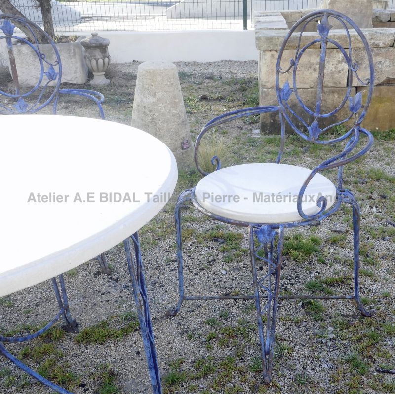 Ensemble vintage en fer forgé et pierre : mobilier de jardin plein de charme - Atelier Alain BIDAL (Provence)