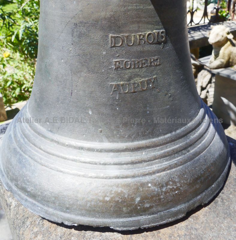 18th Century Bell cast by Robert Dubois - Old bronze bell for sale in Provence