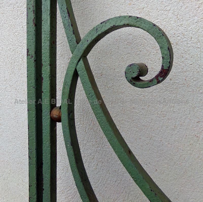 Antique Art Nouveau style wrought iron gates with rivets - Atelier Alain BIDAL (Provence)