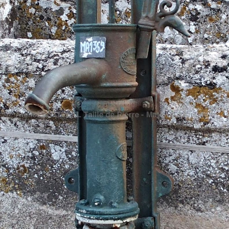 Very nice manual pump - a hand pump made of old green cast iron.