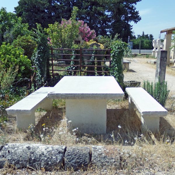 Rustic stone table and benches : a sturdy garden set by Atelier Alain Bidal (Provence)