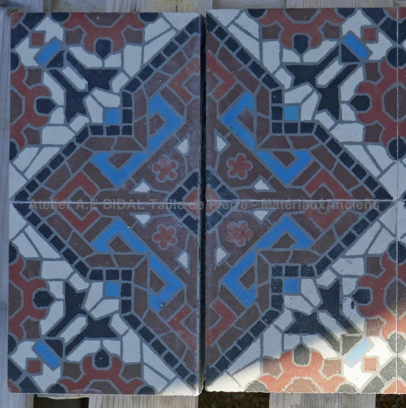 Ancien carrelage en ciment coloré : authentique carreau vintage en ciment par Atelier Alain BIDAL