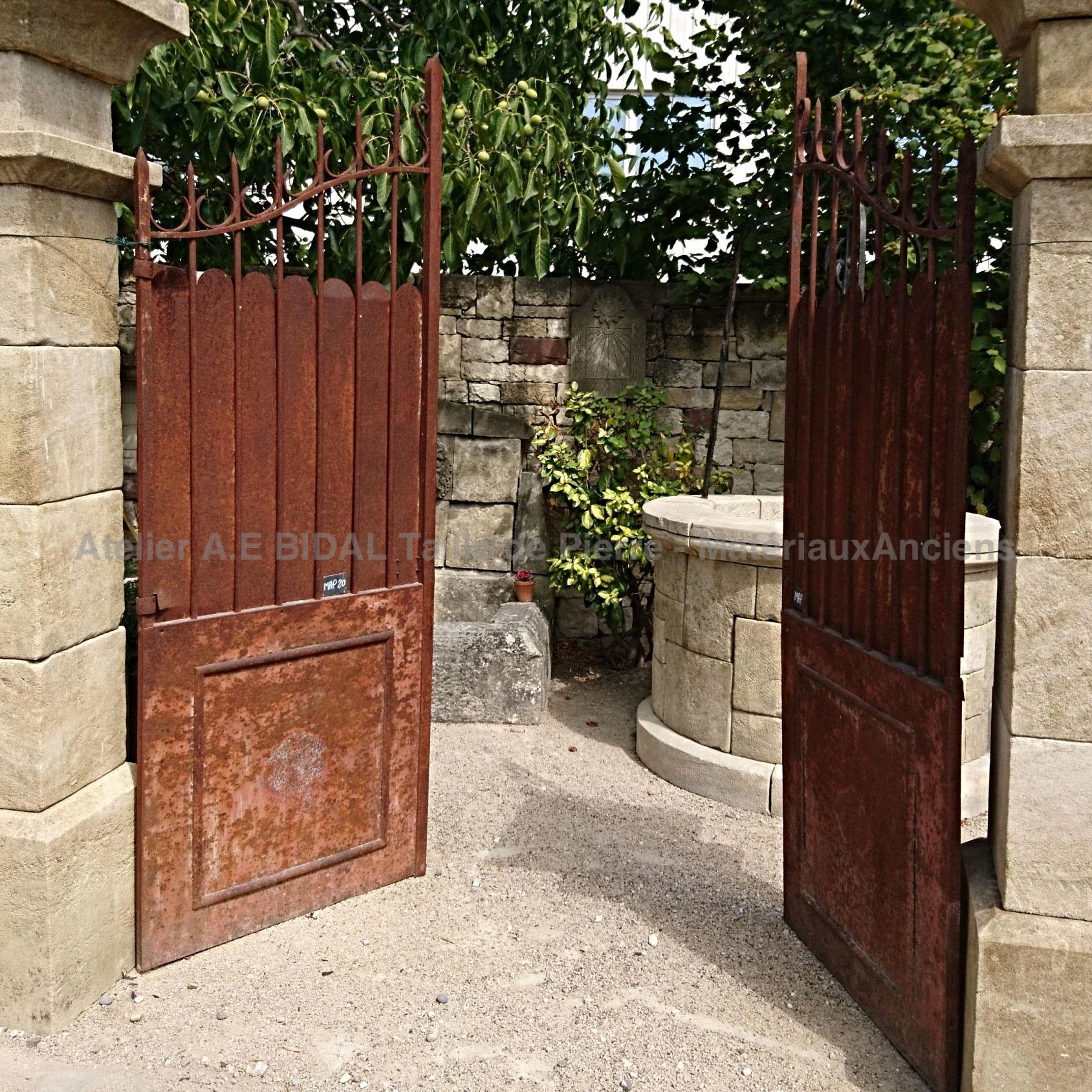 Antique gate with a chic allure - wrought iron gate in excellent condition.