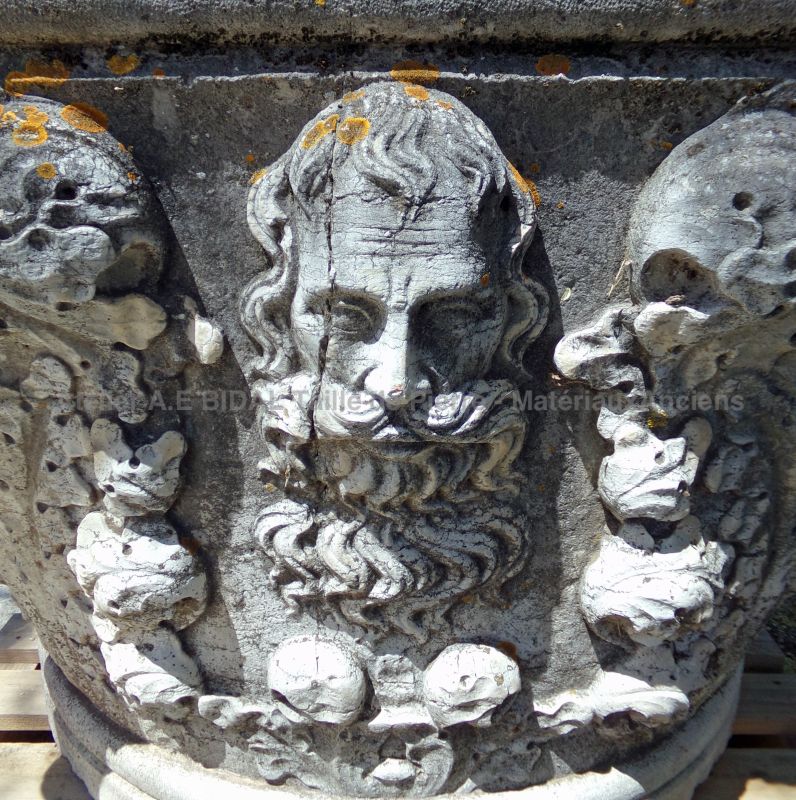 Large old stone well in the Venetian style from the Quattrocento - Atelier Alain BIDAL, Provence