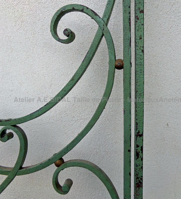 Green and gold wrought iron grilles - Atelier Alain BIDAL (Provence)