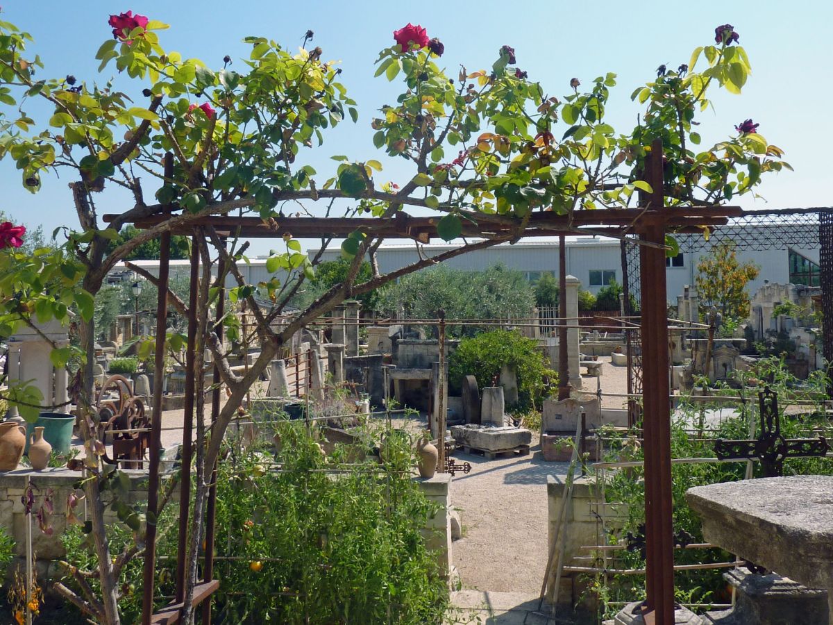 Roseraies, tonnelles et kiosques