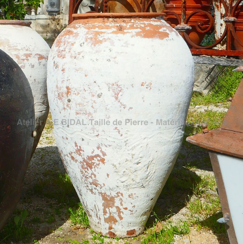 Ancienne poterie turque : une jarre antique en terre cuite en vente en Provence chez Atelier Alain BIDAL