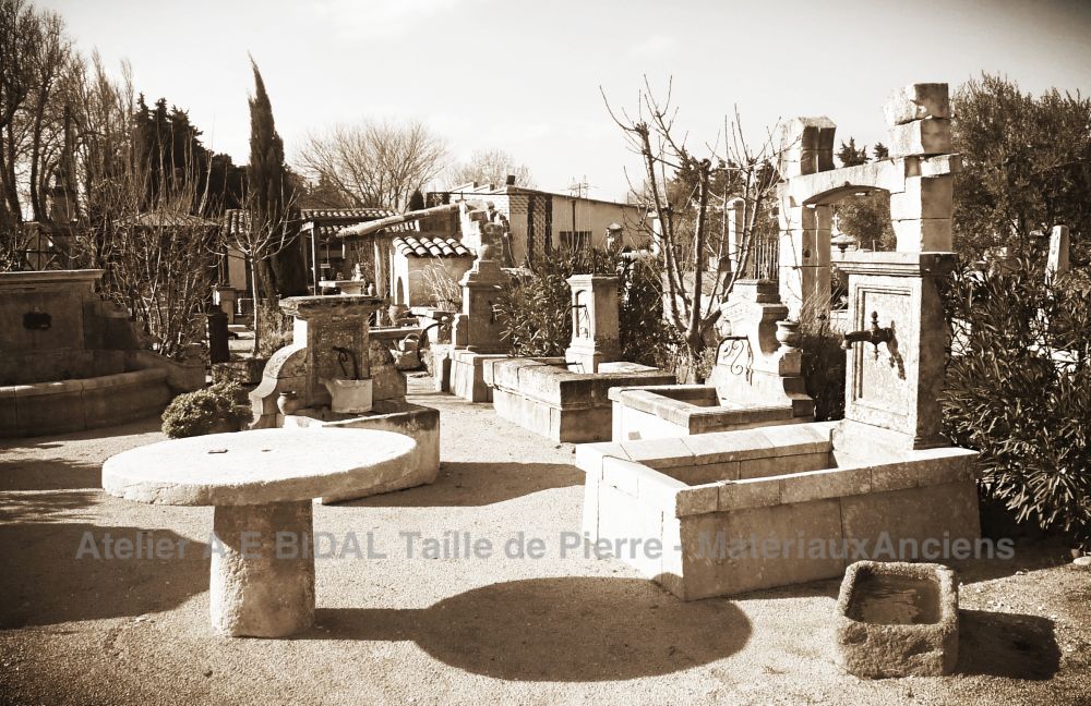 Sale of Reclaimed Materials | Bidal Antique Materials near Avignon in Provence