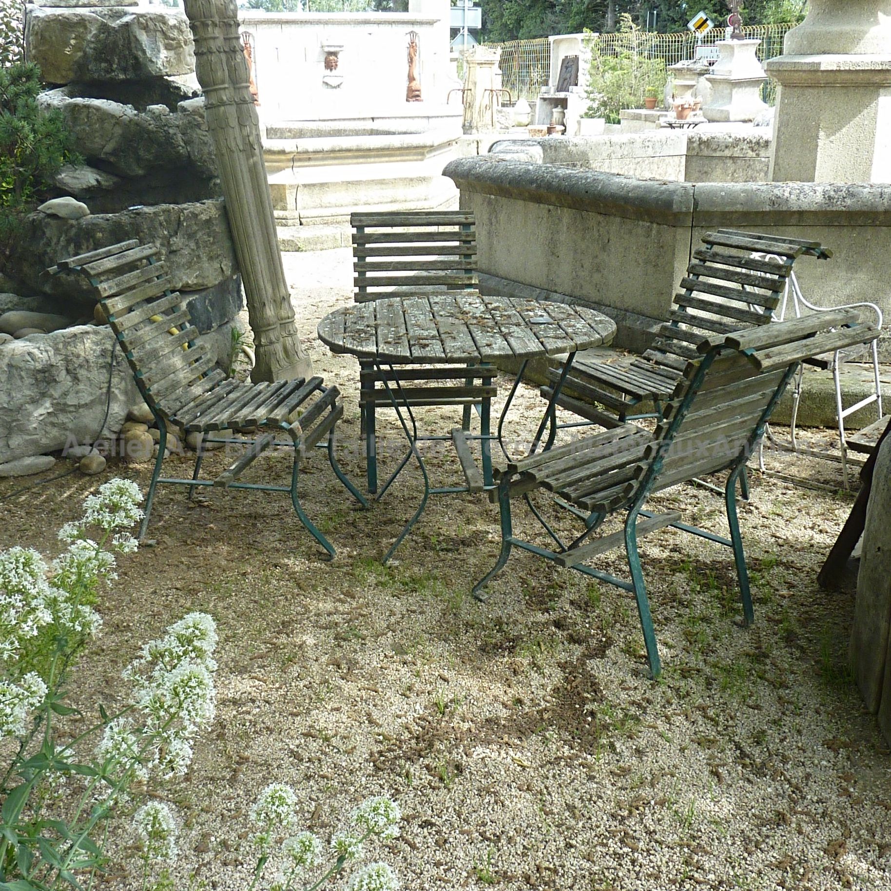 Ensemble table et chaises anciennes de jardin ** VENDU