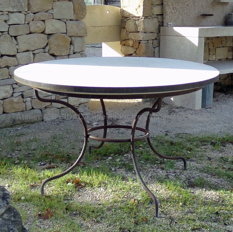 Hand-crafted furniture : Garden table in stone and antique wrought iron by the Atelier Alain BIDAL (Provence)
