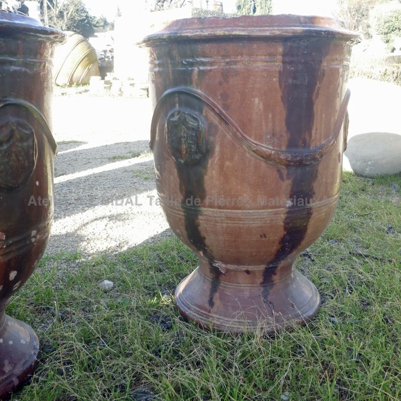 Poterie d'Anduze ancienne en terre cuite : vases anciens en vente en Provence chez Atelier Alain BIDAL
