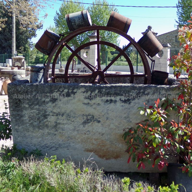 Massive antique trough in weathered stone - Atelier Alain BIDAL (Provence)
