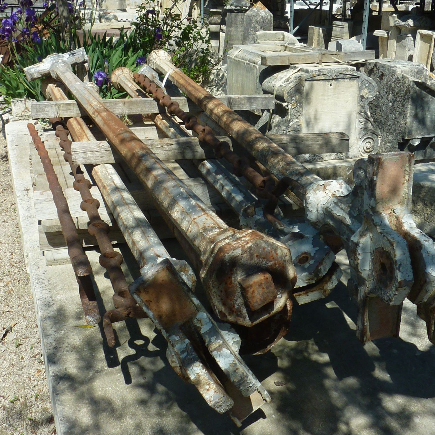 Poutres anciennes en fonte ancienne - 8 unités disponibles.