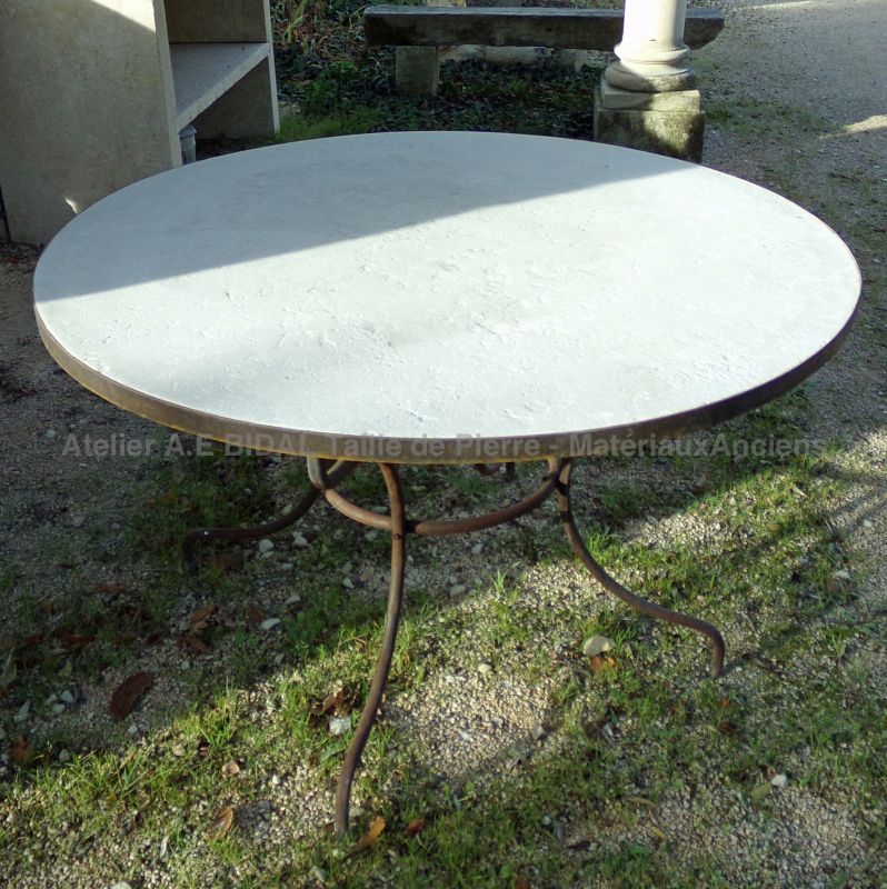 Round table : vintage garden furniture by Alain Bidal, Antique Materials in Provence