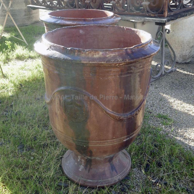 Vase d'Anduze traditionnel en vente en Provence chez Atelier Alain BIDAL