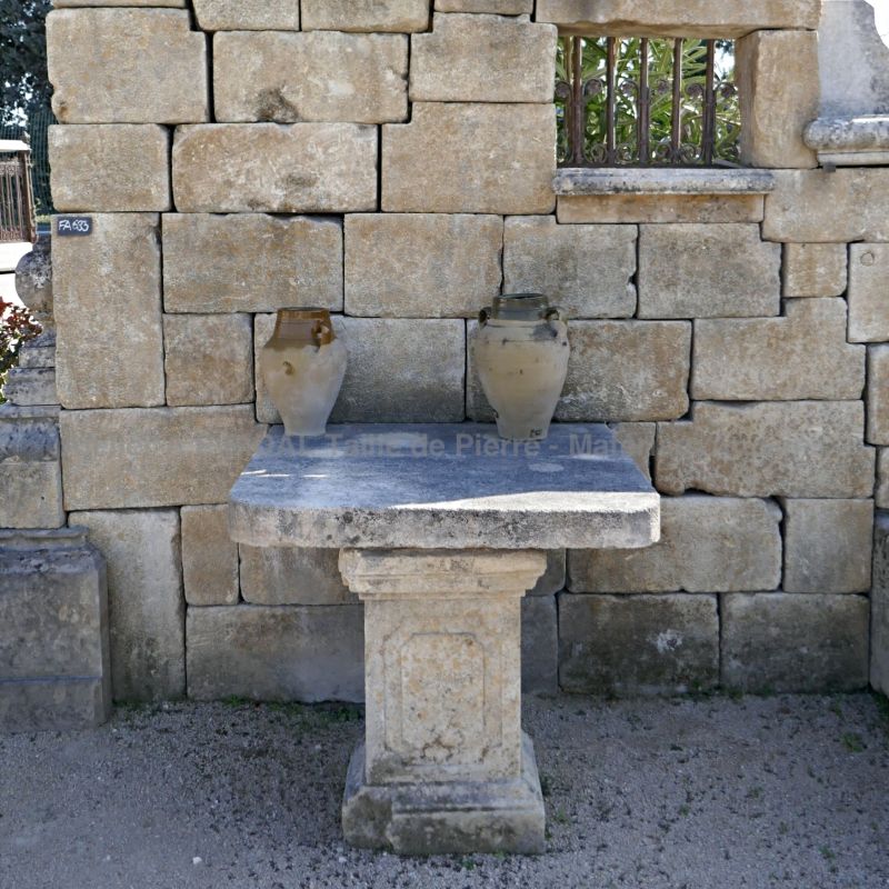 Detail of a part of our large garden fountain in stone and metal - Alain Bidal Antique Materials in Provence